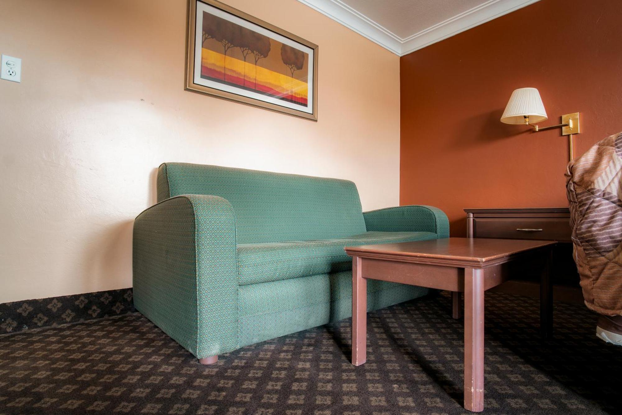 Faulds Motel Сарния Экстерьер фото