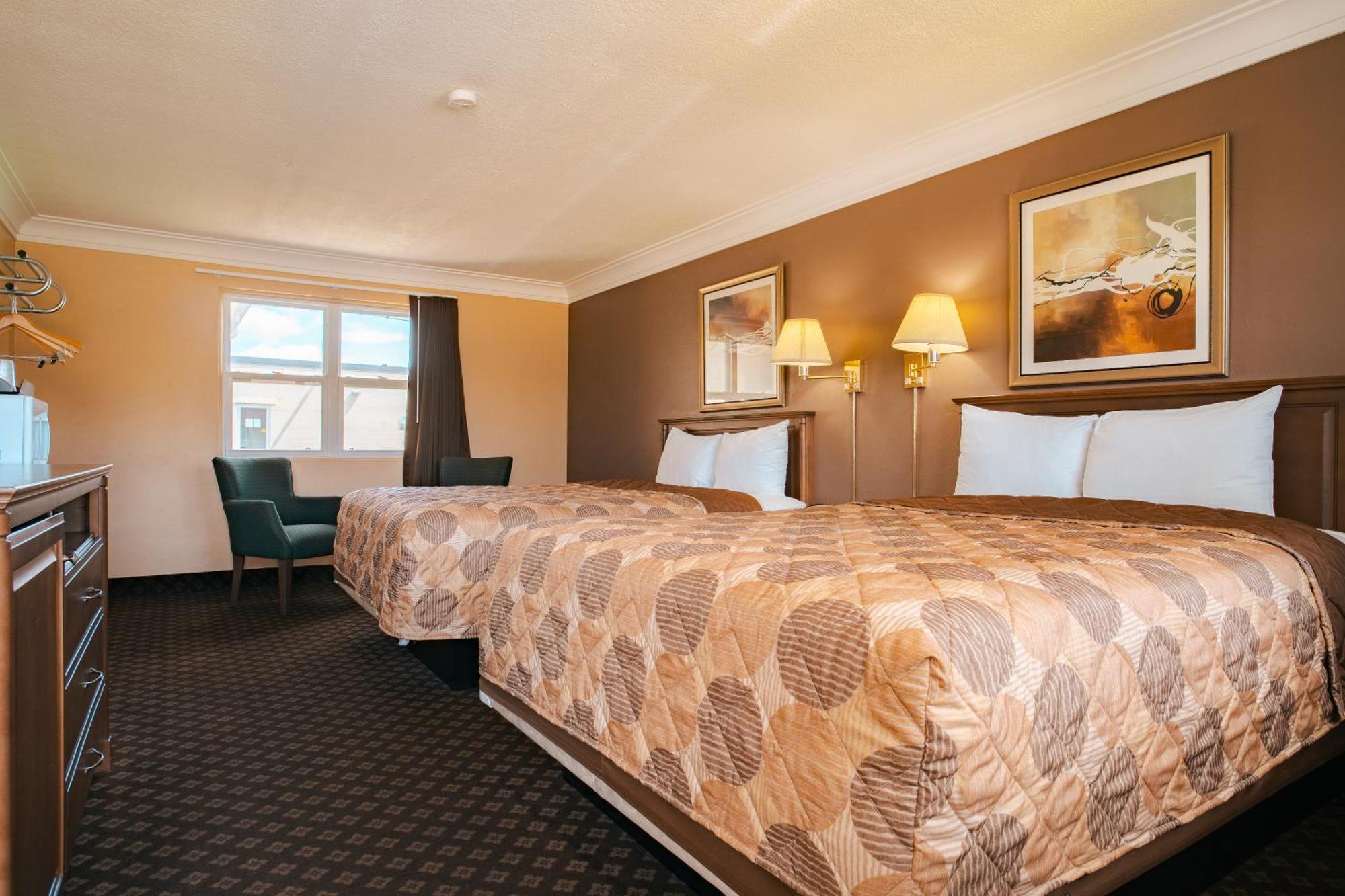 Faulds Motel Сарния Экстерьер фото